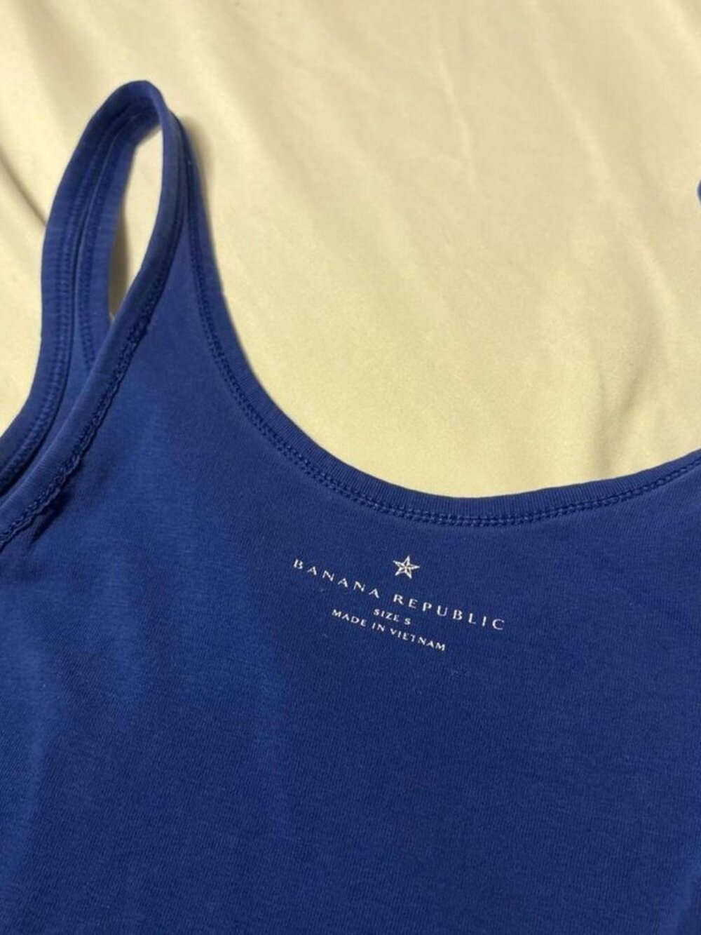 Banana Republic yoga mom y2k cobalt blue tank, size S 💙